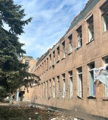 Рашисти вдарили КАБом по Боровій, зруйновано цивільну інфраструктуру (оновлено). ФОТО