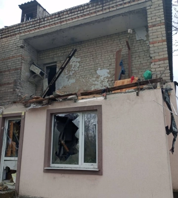 Скинули вибухівку з дрона поблизу магазину, є поранені: армія РФ вкотре атакувала Берислав на Херсонщині