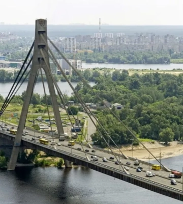 На Північному мосту обмежать рух транспорту до 15 червня