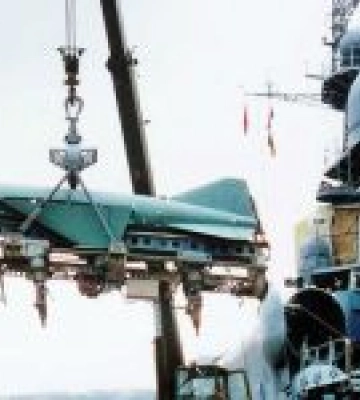 Росіяни розробили дистанційно керований катер із Starlink та БЧ від старої ракети П-15