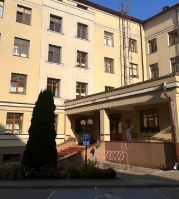 У дитячій лікарні Чернівців встановили новий компʼютерний томограф