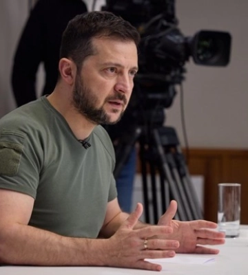 &quot;РФ ждет ответ&quot;: Зеленский собрал генералов