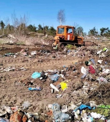 У селі на півночі Рівненщини впорядкували звалище (ФОТО)