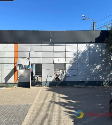 Окупанти вночі атакували Одещину дронами: пошкоджено логістично-транспортний об&#039;єкт  і АЗС