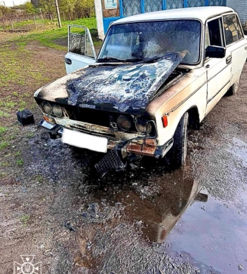 У селищі на Волині горів автомобіль