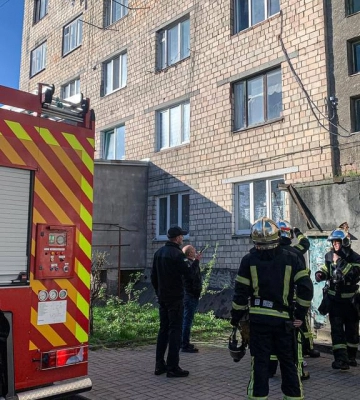 У квартирі на вулиці Текстильників у Чернівцях вибухнула граната