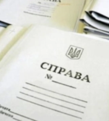 Двом правоохоронцям з Генічеська оголосили про підозру