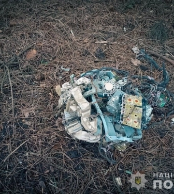 На Сумщині знешкодили російську ракету Х-59, яка не вибухнула під час падіння (, )