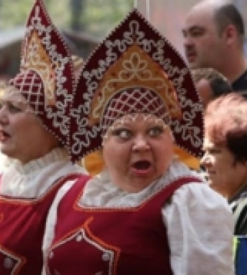 Окупанти визнали, що на лівобережжі Херсонщини – дефіцит кадрів у сфері культури