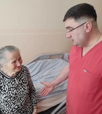 У Луцьку прооперували жінку з рідкісною стегновою грижею