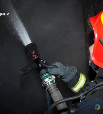 У центрі Одеси горіла квартира у чотириповерховому житловому будинку
