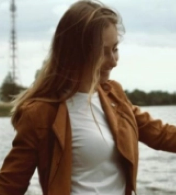 «Любов усередині нас»: співачка з Волині випустила нову пісню. ВІДЕО