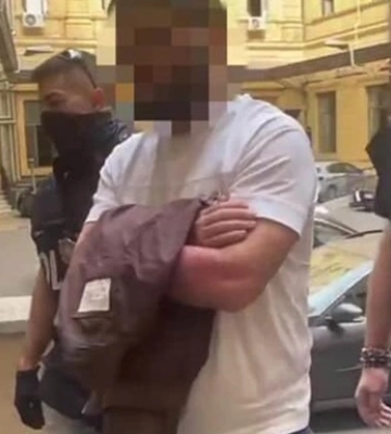 В аэропорту Рима задержали члена ИГИЛ из Таджикистана В аэропорту Рима задержали члена ИГИЛ из Таджикистана