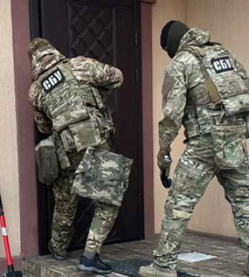 6 інженерів-проектувальників, які за гроші допомагали підключити Запорізьку АЕС до &quot;Росатома&quot;, викрито у Харкові, - СБУ. ФОТОрепортаж