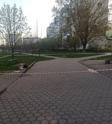 В Івано-Франківську просто на вулиці зарізали людину (ФОТО)