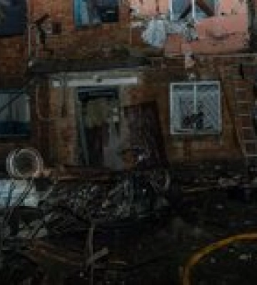 12 раненых и погибший, поврежденные дома – фото последствий удара по Полтавской области