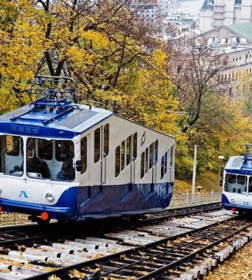 Вбивство підлітка на станції фунікулеру у Києві: прокуратура клопотатиме про тримання під вартою для підозрюваного
