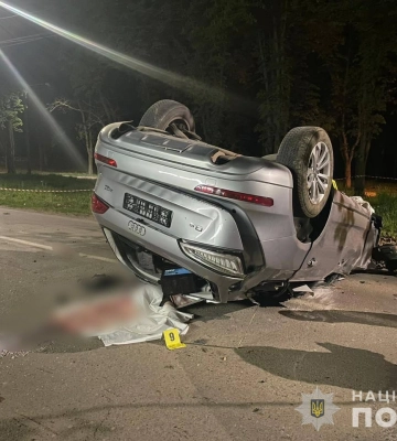 В Ужгороді у ДТП загинули двоє людей, ще троє – важко травмовані