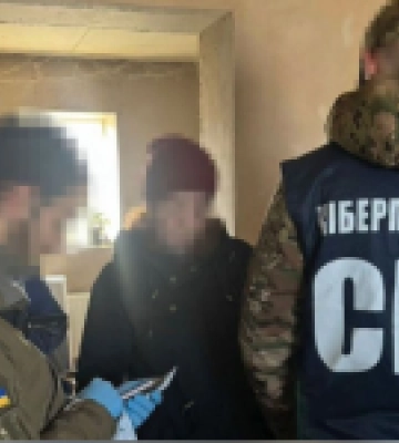 На Харківщині піймали ворожу інформаторку, яка готувалася передати росіянам координати залізничних об’єктів і оборонних споруд&amp;hellip;