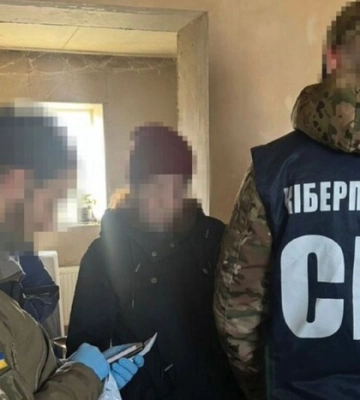 Передавала дані про оборону ЗСУ брату-військовому армії РФ: на Харківщині затримано зрадницю