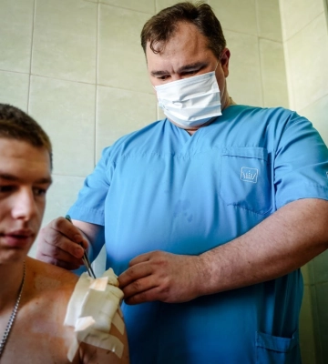 На Полтавщині близько 120 операцій на суглобах і хребті провели за допомогою надсучасного обладнання