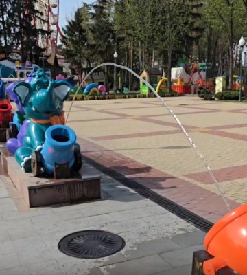 Фонтан «Слоненята» запрацював у Центральному парку Харкова (відео)