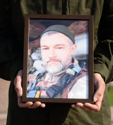Загинув старший солдат Василь Кректун: сьогодні у Рівному попрощалися із Героєм-захисником