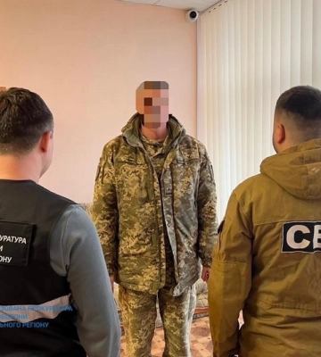 Схеми для ухилянтів: отримали підозри лікар та начальник ВЛК на Чернігівщині. ФОТО