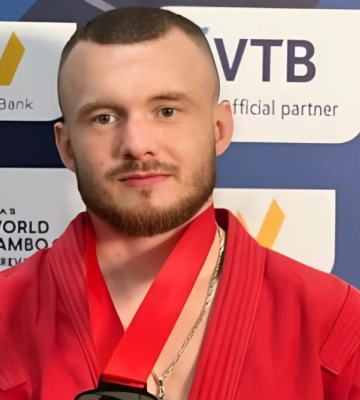 Херсонський спортсмен Андрій Кучеренко виборов золото на Кубку світу з бойового самбо