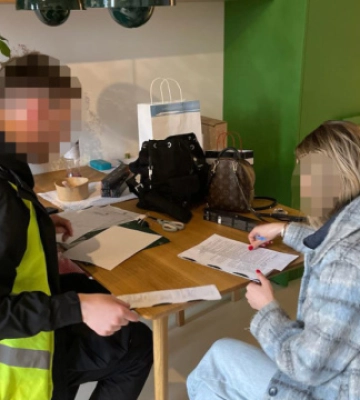 Під маскою дитячих благодійників виманили майже ₴5 мільйонів: у Києві викрили шахраїв