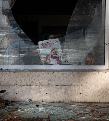 Росіяни за добу вдарили по 15 населених пунктах Херсонщини, двоє постраждалих