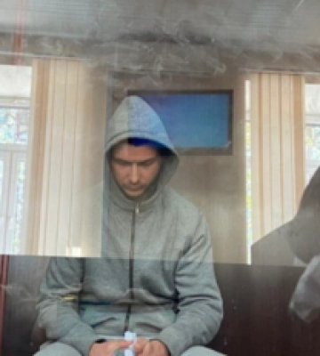 Суд избрал меру пресечения нападающему на подростка в киевском фуникулере