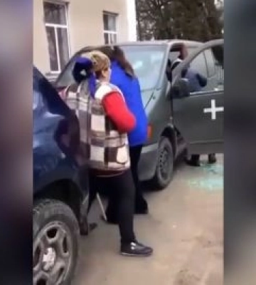 Нападение с палкой на бус ТЦК: как наказали смелую женщину