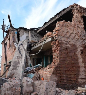Обстріл житлового будинку й електропідстанції на Полтавщині — головне за 9 квітня