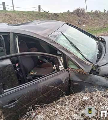На Полтавщині нетверезий водій злетів у кювет (ФОТО)