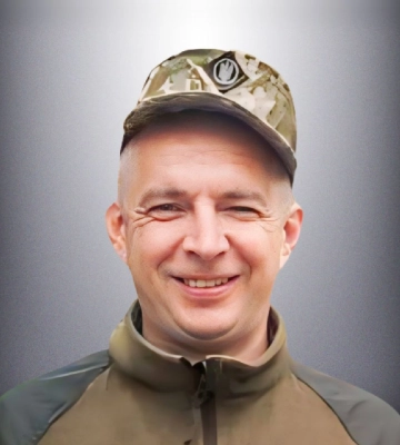Романа Лободу, уродженця Лисичанська, який виконував бойові завдання на Донеччині, перепоховають у Львові