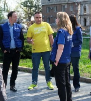 Відновлення інфраструктури та економіки: Віталій Кім провів зустріч з гендиректоркою МОМ Емі Поуп