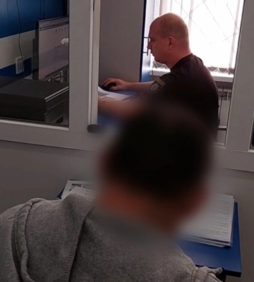 Вдарив ножем у груди: жителя Білгород-Дністровського району підозрюють у вбивстві односельця