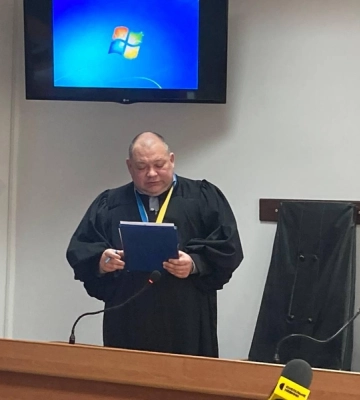 Підозрюваному у хабарництві поліцейському обрали запобіжний захід у Кропивницькому