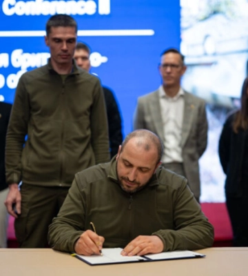 Украина и Британия подписали оборонное соглашение
