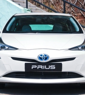 Дружина колишнього головного патрульного Волині придбала Toyota Prius за 5000 гривень