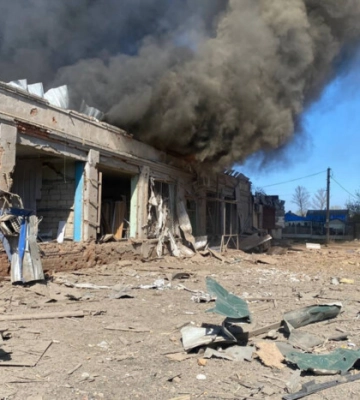 На Харківщині спалахнув будинок: рятувальники ліквідували пожежу