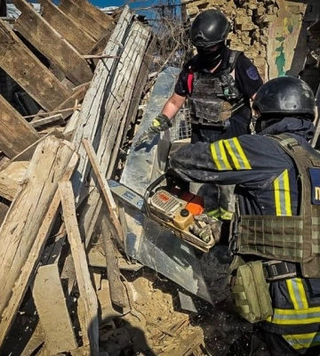 Рятувальники завершили розбір завалів у Липцях: загинули три людини, та ще дві травмовані - ДСНС