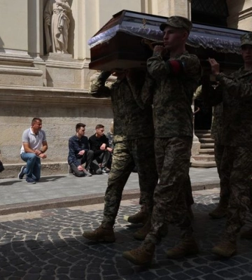 Дмитро Брильов та Сергій Зелінський. Міська церемонія прощання відбудеться на площі Ринок