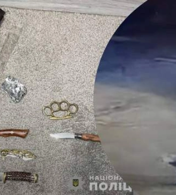 В Киеве несовершеннолетний с ножом напал на девушку и тяжело ее ранил