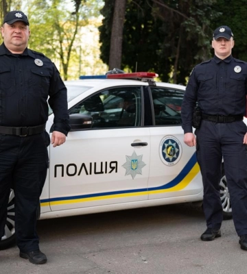 У Рівному поліцейські допомогли породіллі дістатися до медзакладу