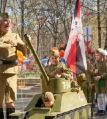 До 9 травня росіяни на Херсонщині планують масові «екскурсії» для українських підлітків