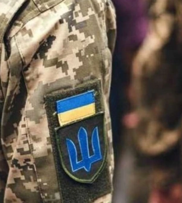 На Закарпатті працівники ТЦК підвезли чоловіка до кордону, щоб мобілізувати його