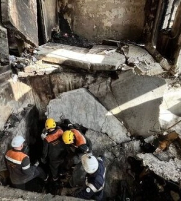 Вибух у квартирі в Кривому Розі: З-під завалів вилучили тіло чоловіка, 7 осіб постраждали. ФОТОрепортаж