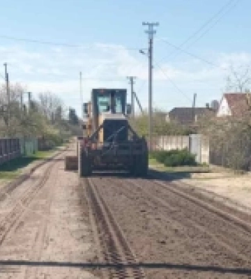 У селах на Волині грейдерували дороги